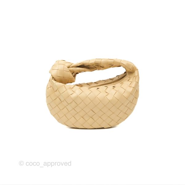 Bottega Veneta Mini Jodie Clutch Bag Intrecciato Porridge Lambskin Gold Hardware Hot on Sale