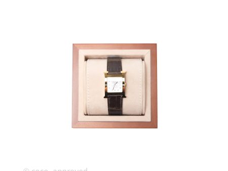 Hermès Heure H MM Watch Barenia Noir Alligator Gold Hardware For Sale