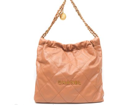 Chanel 22 Medium Caramel Beige Shiny Calfskin Aged Gold Hardware For Sale